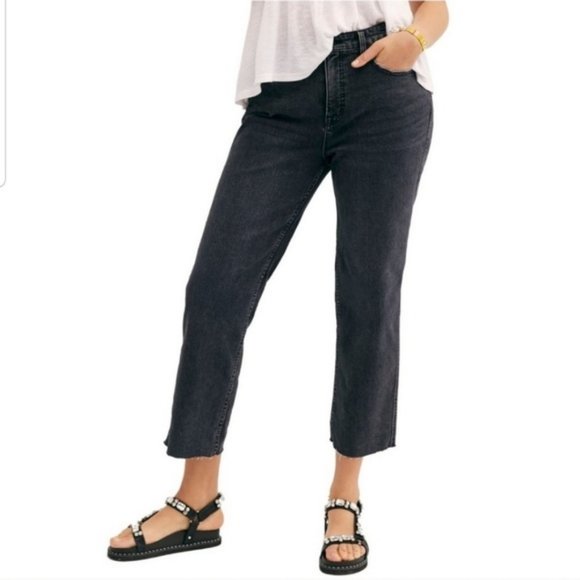 Free People Denim - Free People Raw Hem Cropped Jeans size 27